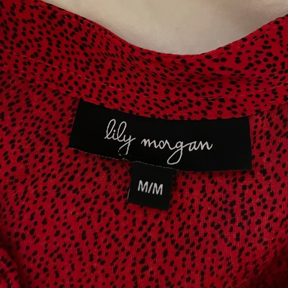 Sleeveless, stretchy top - EUC - Picture 2 of 2